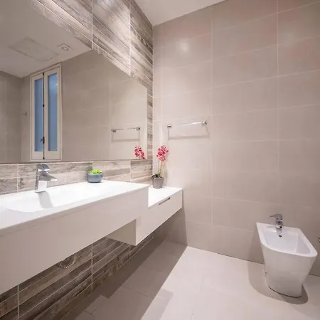 Three Bedroom In Paseo De Gracia Barcelona