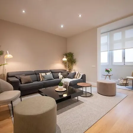 Three Bedroom In Paseo De Gracia Apartment