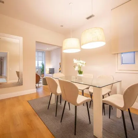 Apartment Three Bedroom In Paseo De Gracia